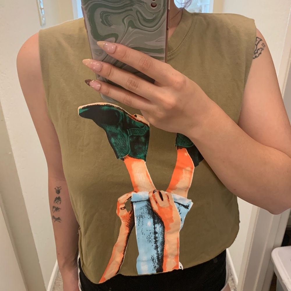 Olive green graphic sleeveless top